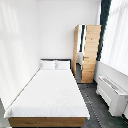 Balon Hotel Velika Kladusa